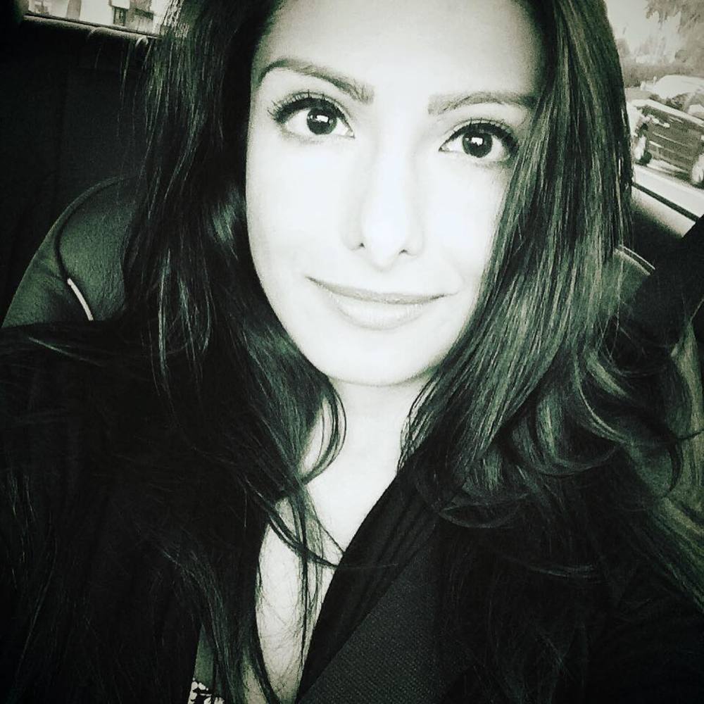 Meet your Posher, Henna